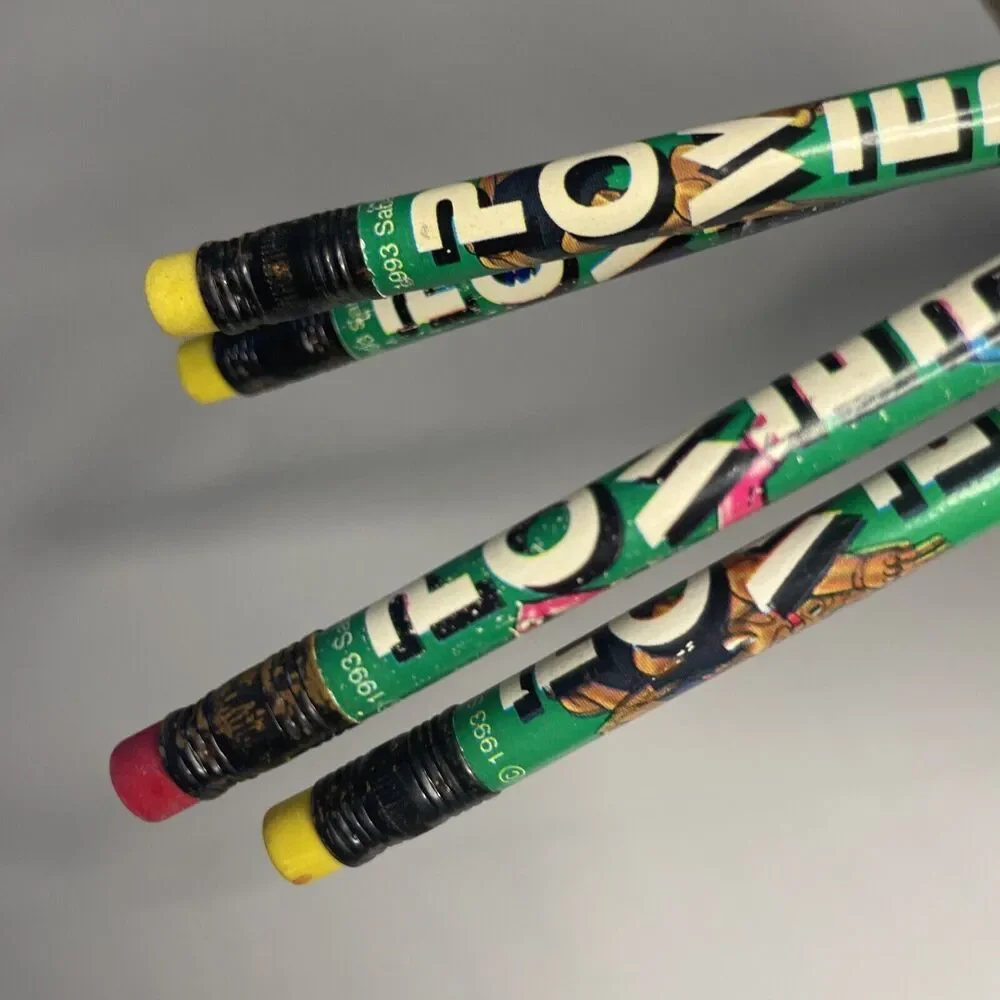 Vintage Lot of 12 Wooden Pencils 4 Power Rangers Casper Iditarod Snoopy‎ Atlas